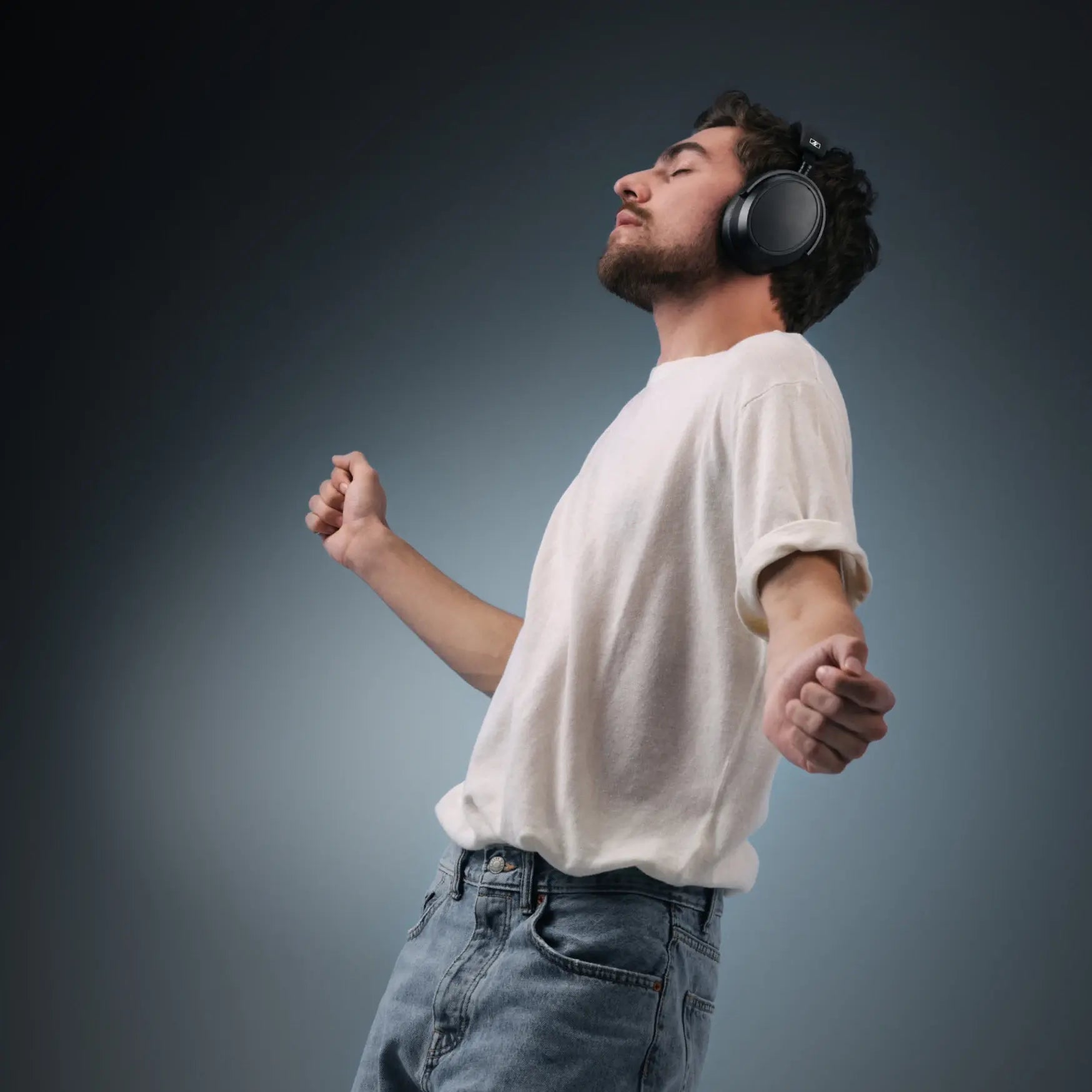 Sennheiser MOMENTUM 4 Wireless